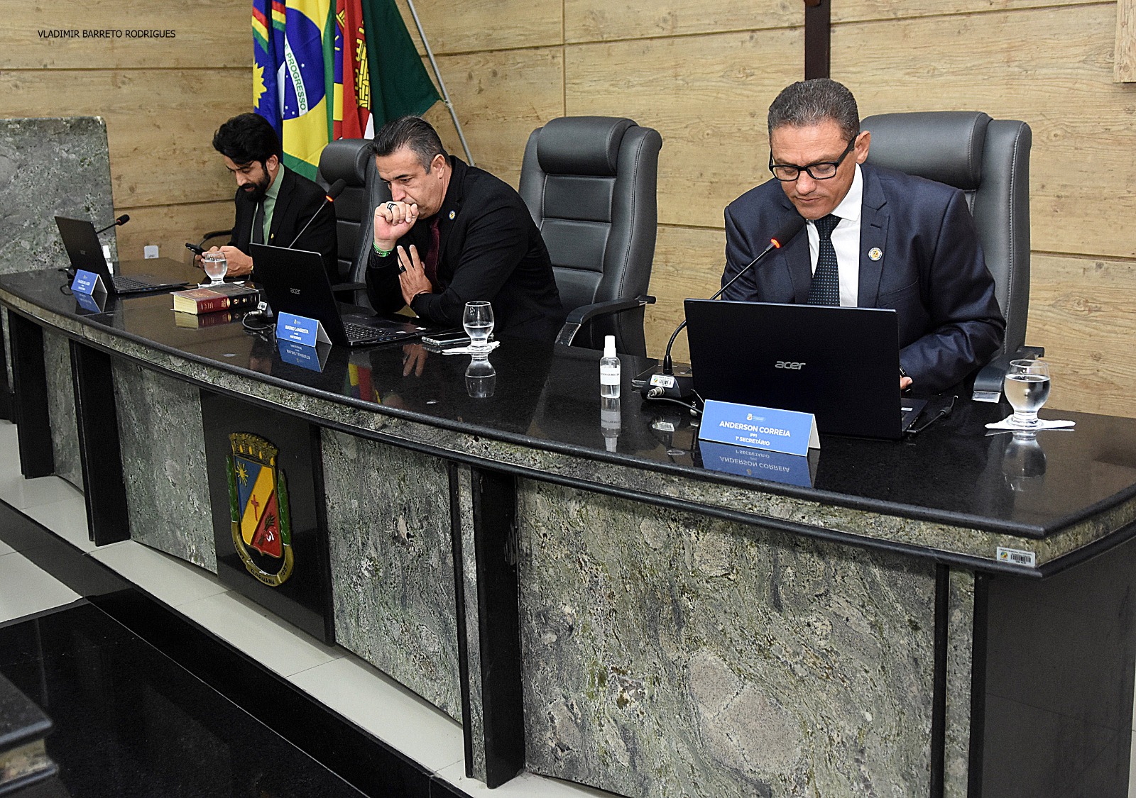 13ª Sessão Ordinária da Câmara de Caruaru debate abastecimento de água, segurança e políticas públicas