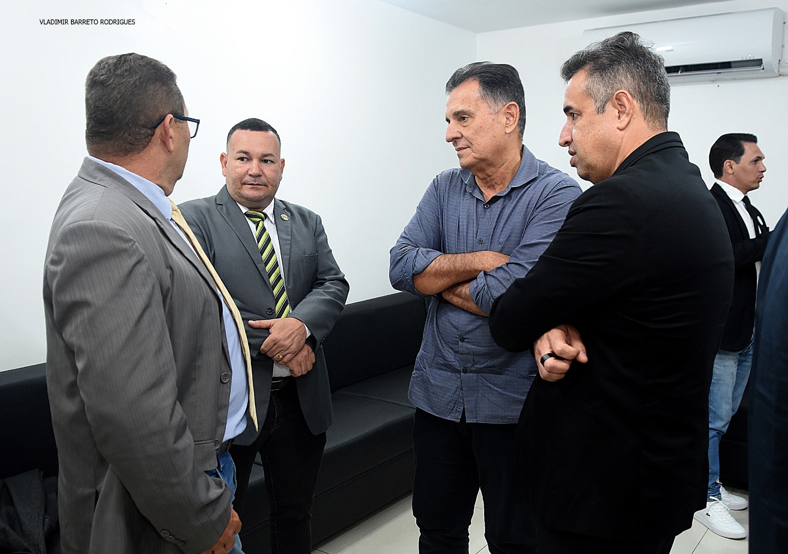 Ambulantes, segurança e saúde dominam debates na Câmara de Caruaru