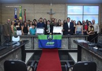 Atletas mesatenistas são homenageados durante solenidade na Câmara de Caruaru