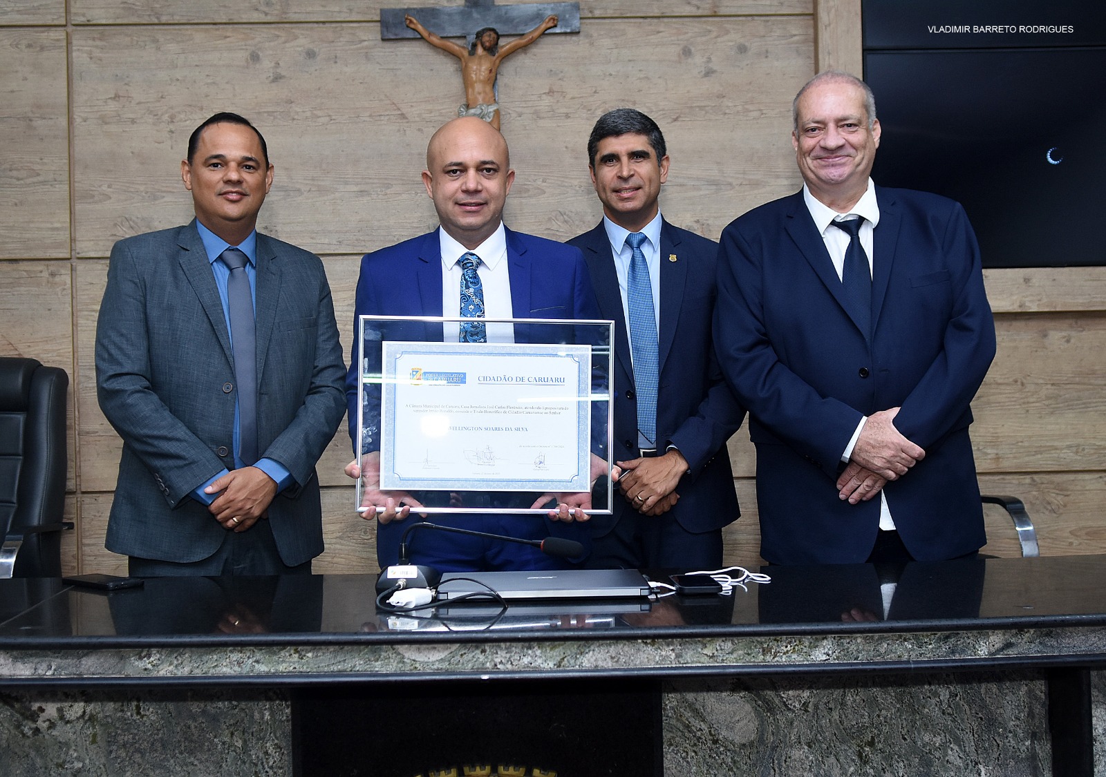 Câmara concede Título de Cidadania de Caruaru ao pastor Wellington Soares da Silva