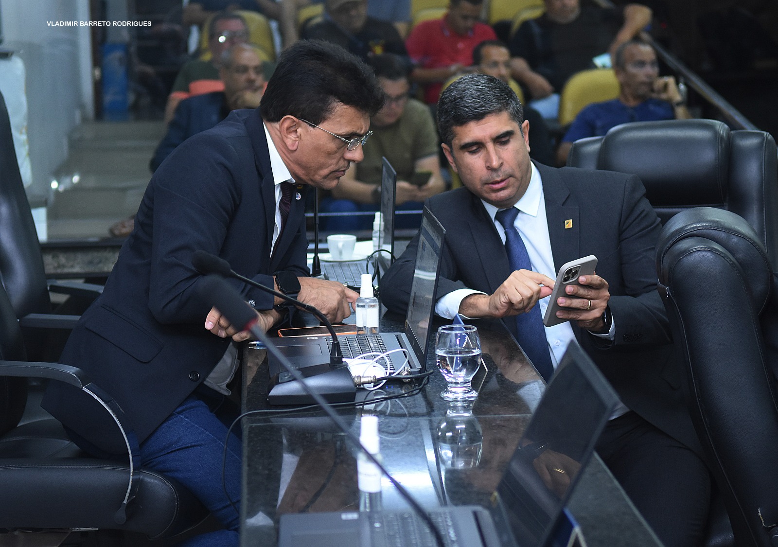 Câmara convoca Extraordinária e aprova pacote econômico e urbano