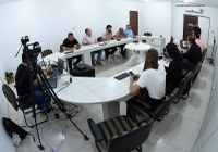 Câmara de Caruaru debate reajuste do piso do magistério e direitos sociais para vereadores em reunião conjunta