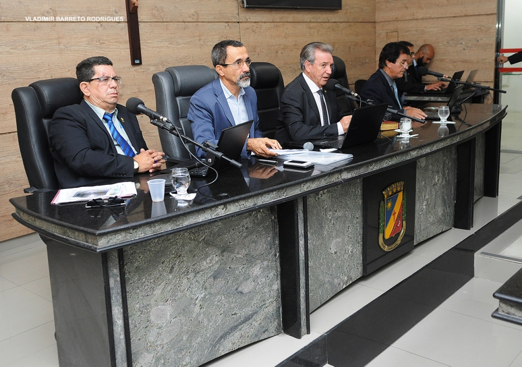 Câmara de Caruaru recebe Secretário de Desenvolvimento Social e Direitos Humanos