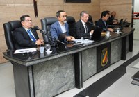 Câmara de Caruaru recebe Secretário de Desenvolvimento Social e Direitos Humanos