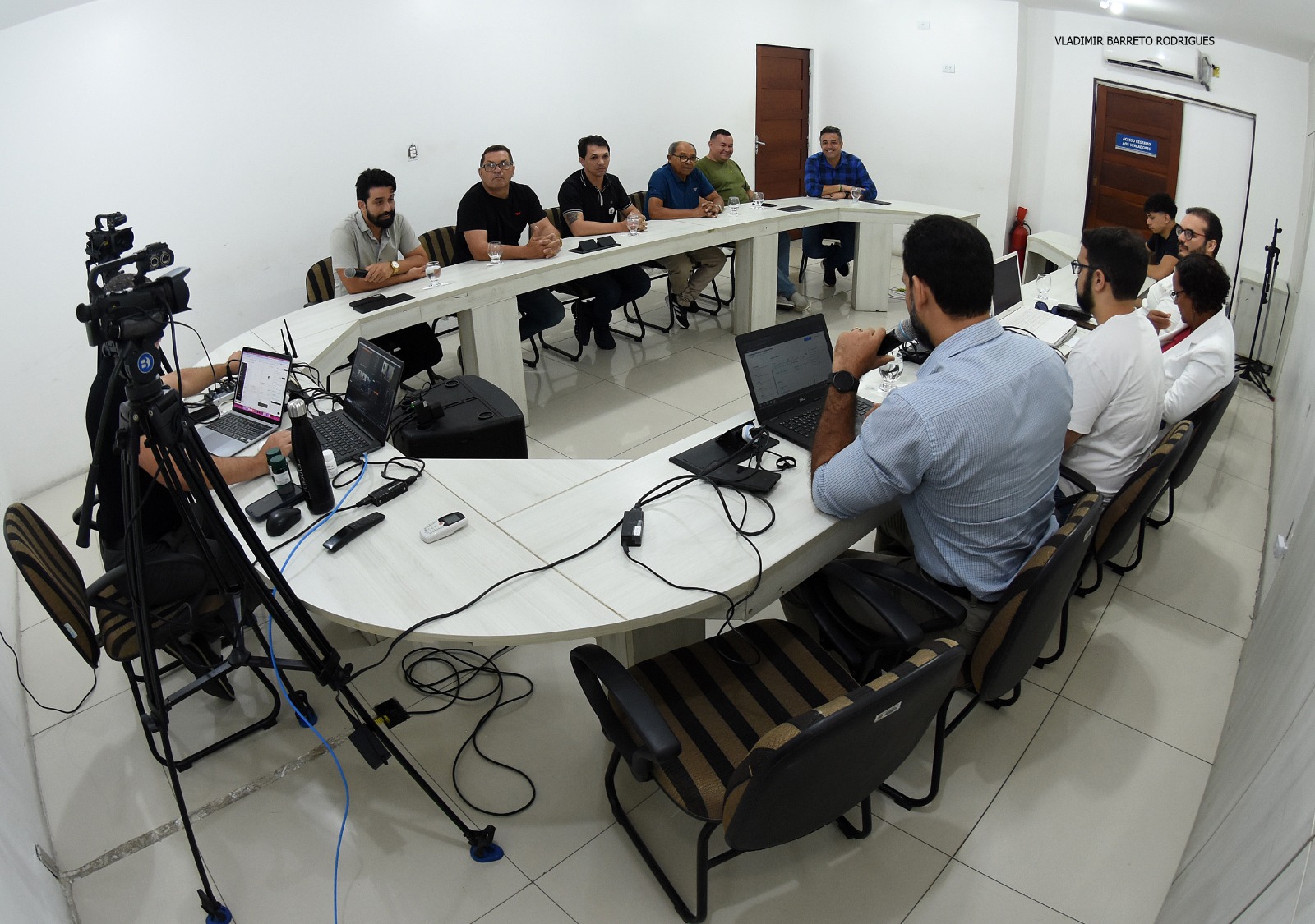 Comissões analisam projetos de honrarias e discutem tramitação em regime de urgência na Câmara de Caruaru