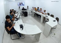 Comissões Parlamentares aprovam projetos sobre décimo terceiro e férias para cargos políticos municipais