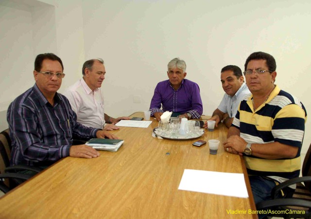 CPI das Casas Populares elege Gilberto e Liberato