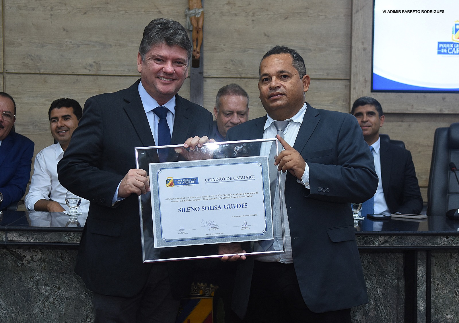 Deputado Estadual é agraciado com título de cidadão de Caruaru nesta sexta (28)