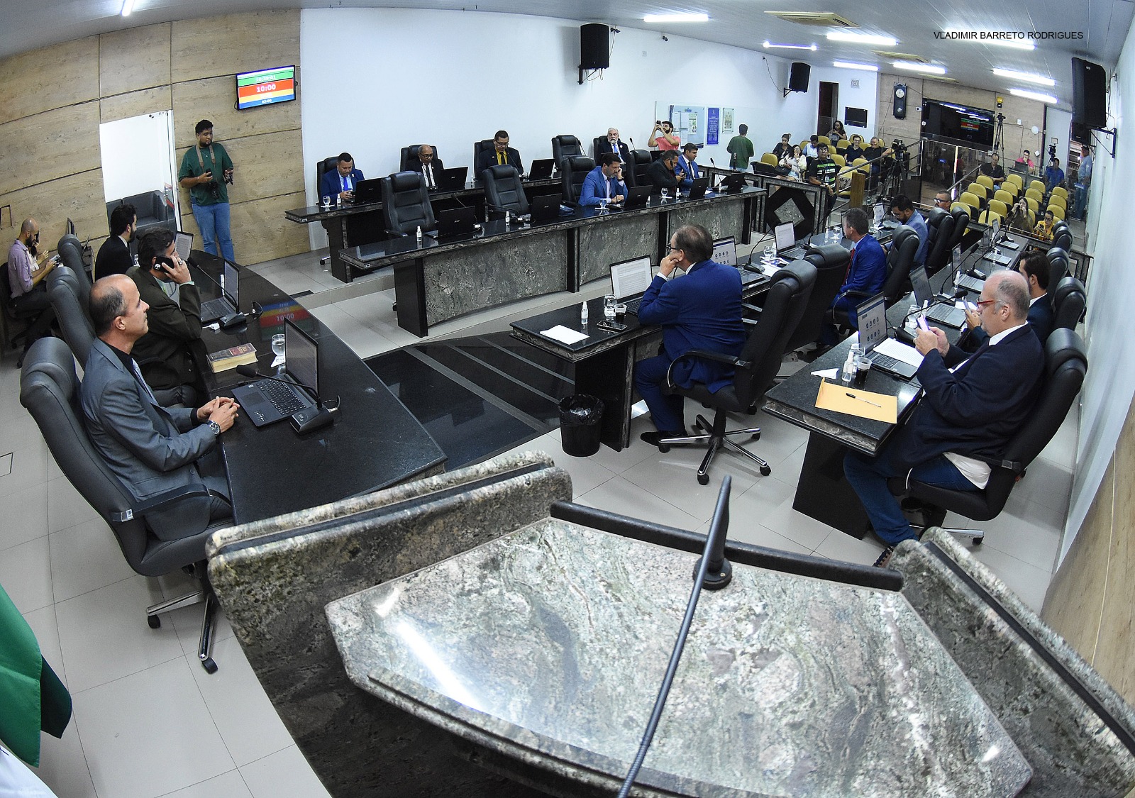 Do campo à cidade: Legislativo de Caruaru cobra soluções para água, educação e inclusão na 15ª Reunião Ordinária