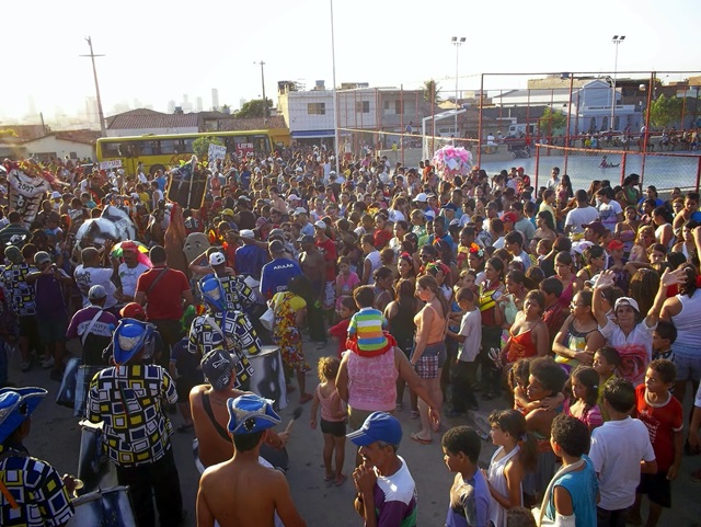 Edmilson do Salgado promove prévia carnavalesca