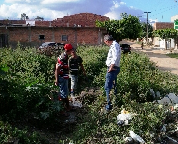 Edmilson prepara relatório de prestação de contas