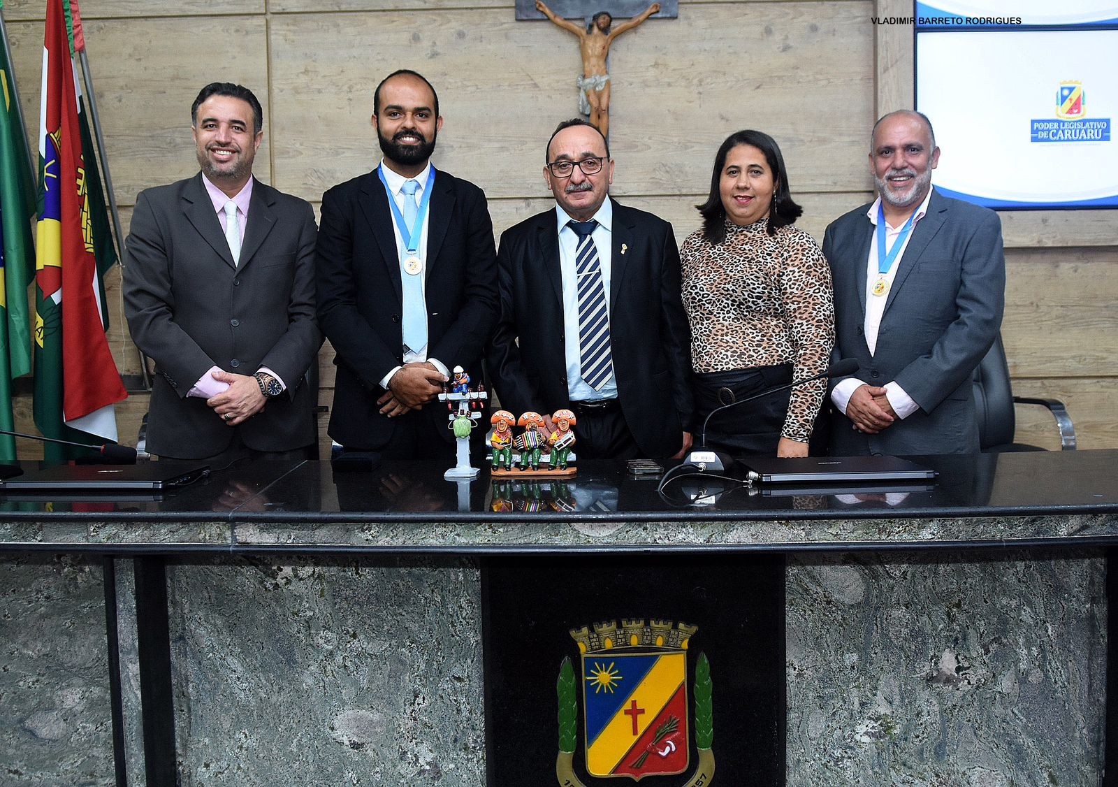 Educadores da Escola Mestre Vitalino são homenageados em Sessão Solene