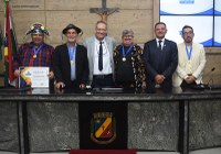 Entre versos, música e tradição, integrantes da cultura local são homenageados em Caruaru 