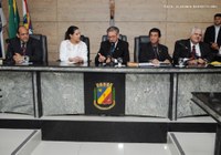 Galerias lotadas e discurso da prefeita na primeira reunião da legislatura