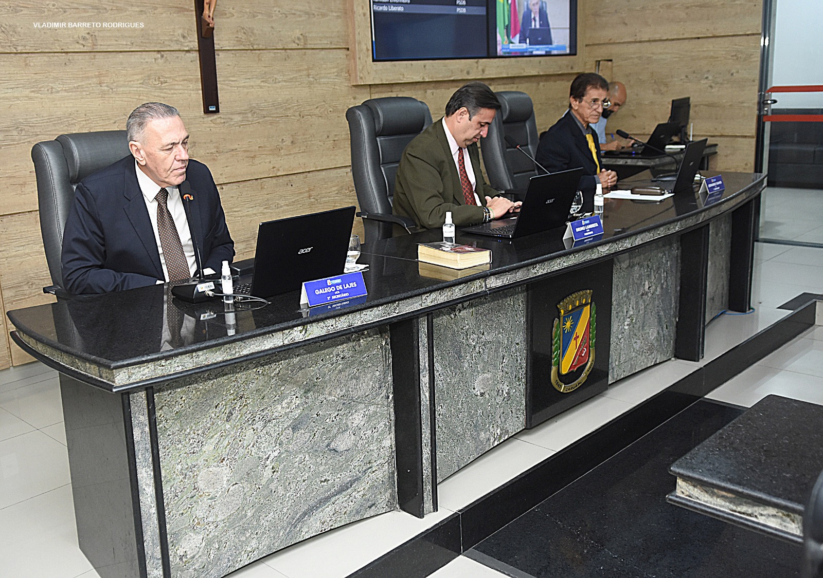 75ª Sessão Ordinária do Legislativo de Caruaru Debate Comunicação Pública, Direitos Animais e Infraestrutura Urbana