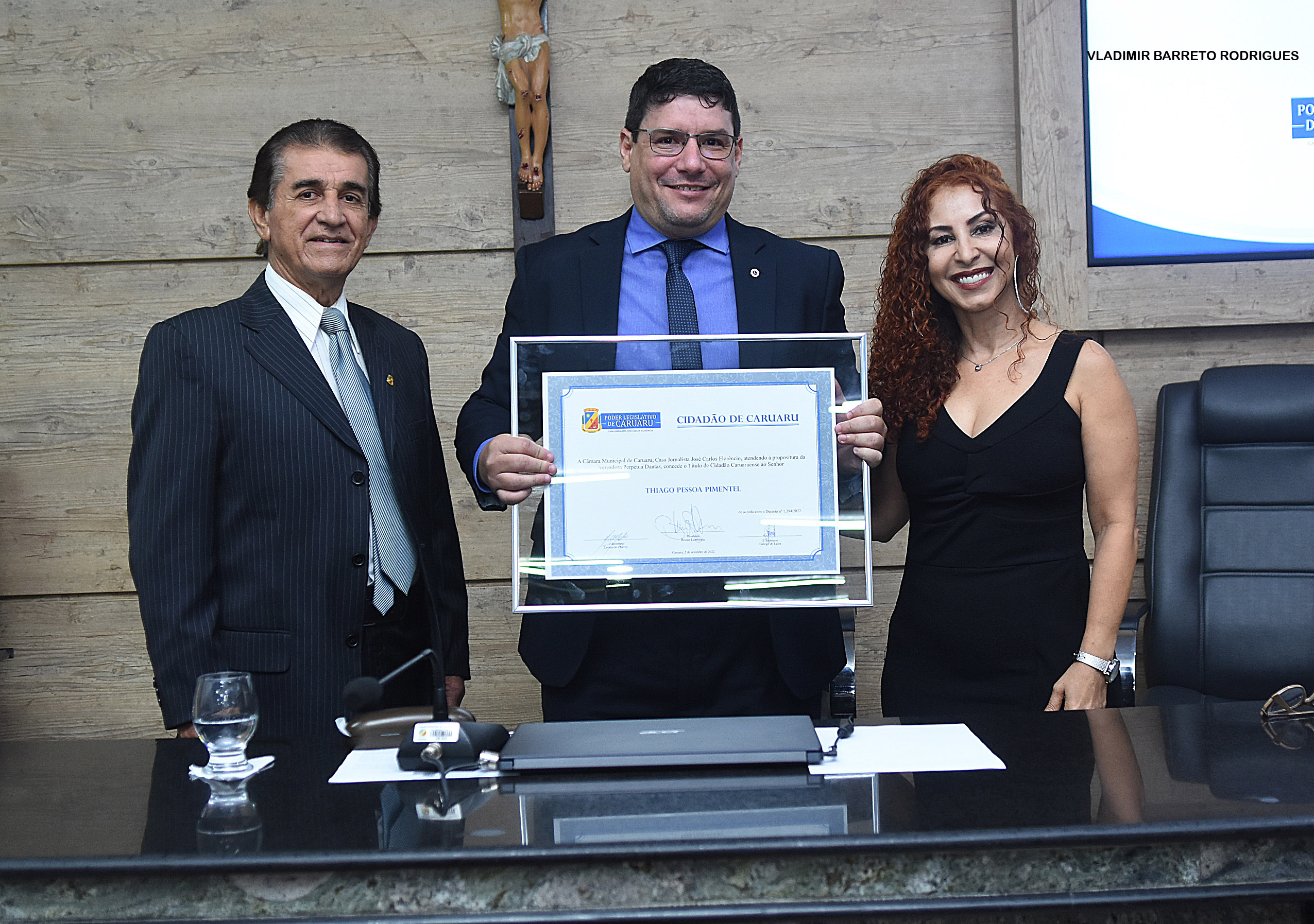 Legislativo concede medalha de Cidadão Caruaruense a Thiago Pessoa Pimentel