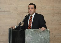 Marcelo Gomes pede atenção com o racionamento de água em Caruaru