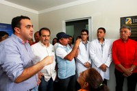Marcelo Gomes prestigia inauguração da unidade de saúde do Cipó