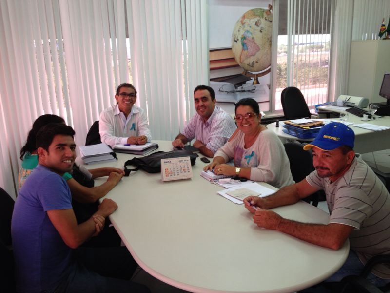 Marcelo Gomes visita novo secretário de Educação de Caruaru