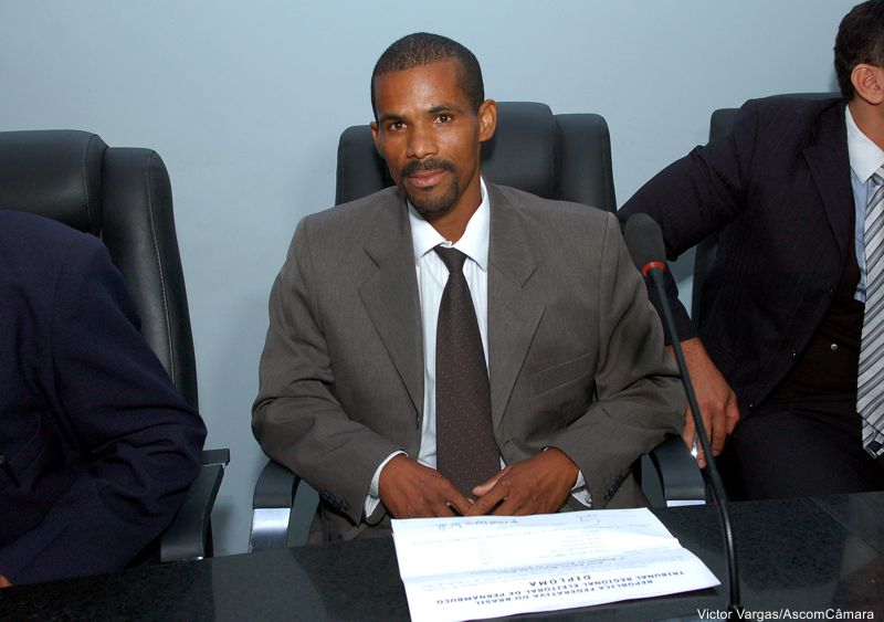 Nino do Rap toma posse