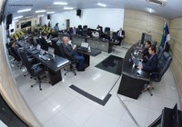 Parlamentares cobram serviços das secretarias do município em sessão plenária