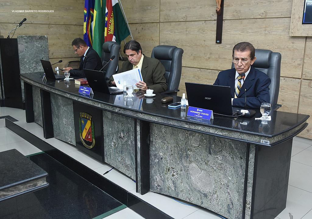 Parlamentares debatem direitos dos animais e insegurança na zona rural na Câmara Municipal de Caruaru