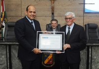 Pastor Jota recebe título de cidadão caruaruense