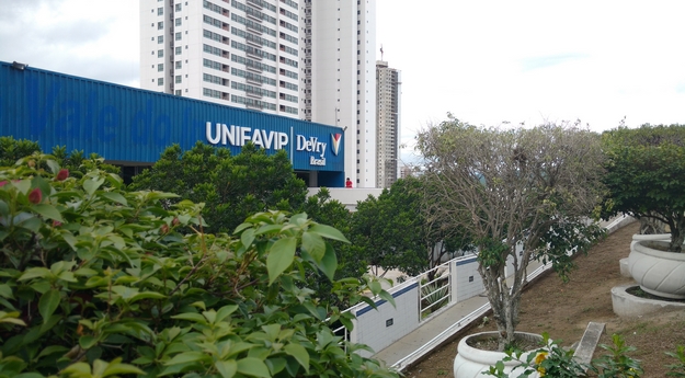 Poder Legislativo de Caruaru firma parceria com UNIFAVIP