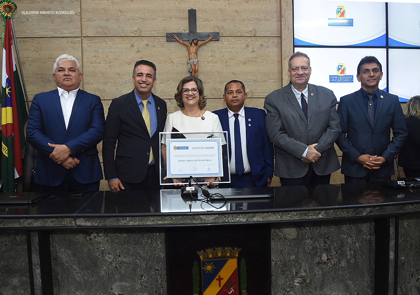 Senadora torna-se cidadã de Caruaru durante solene nesta sexta (10)