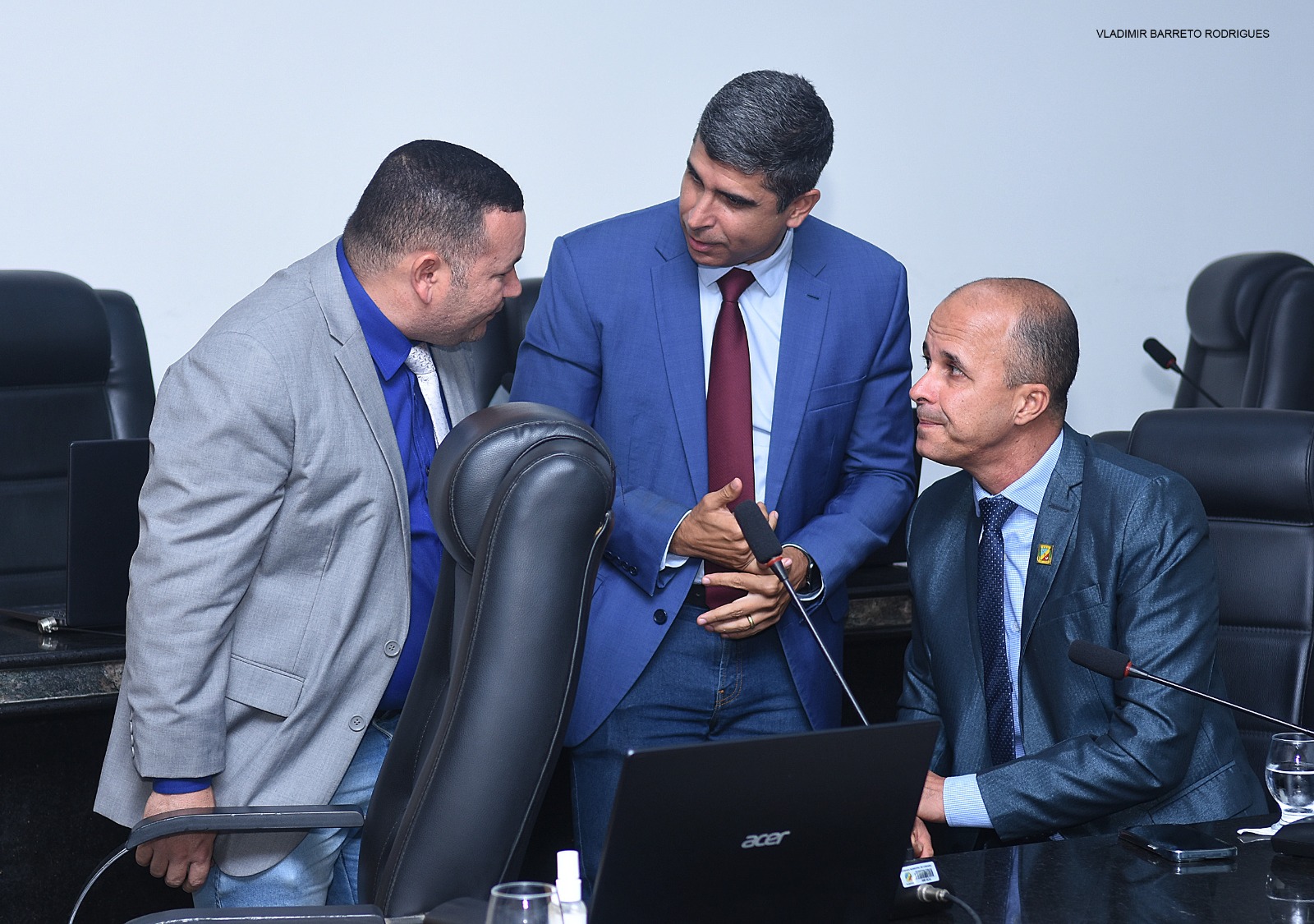 Vereadores discutem situação de coleta de Lixo, transporte estudantil e convocação de audiência sobre o INSS